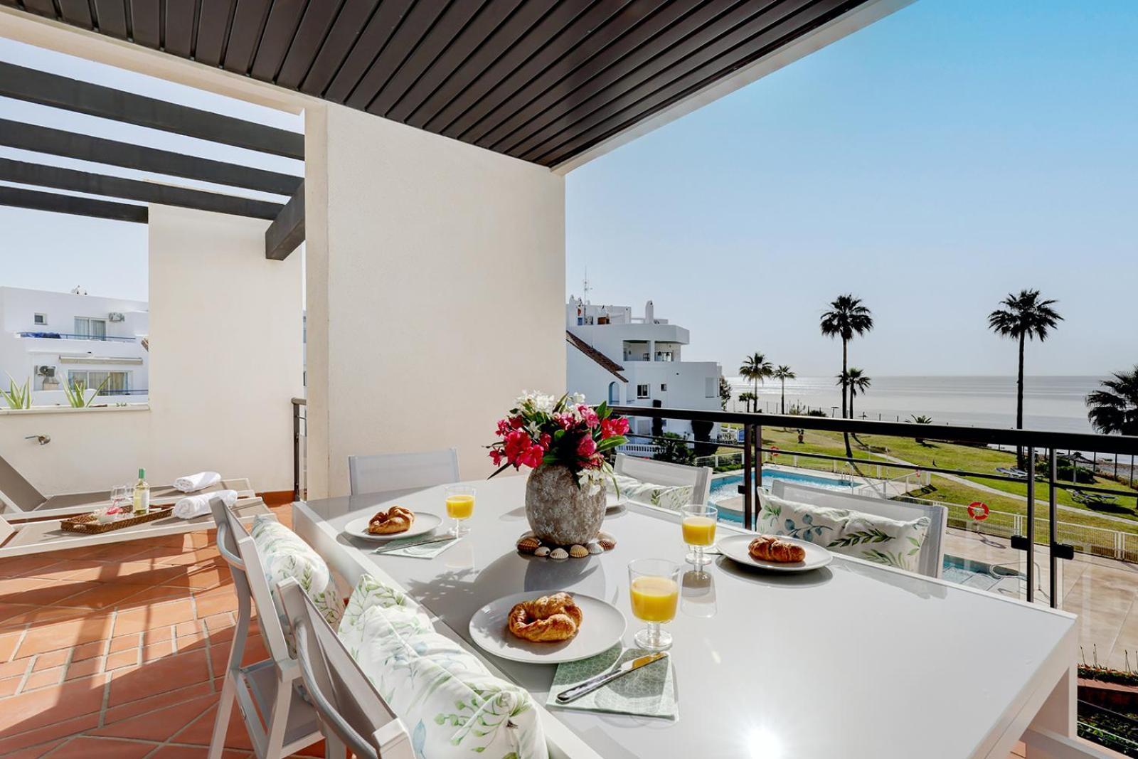 Sunrise Beach Front - Casares Del Mar Esterno foto